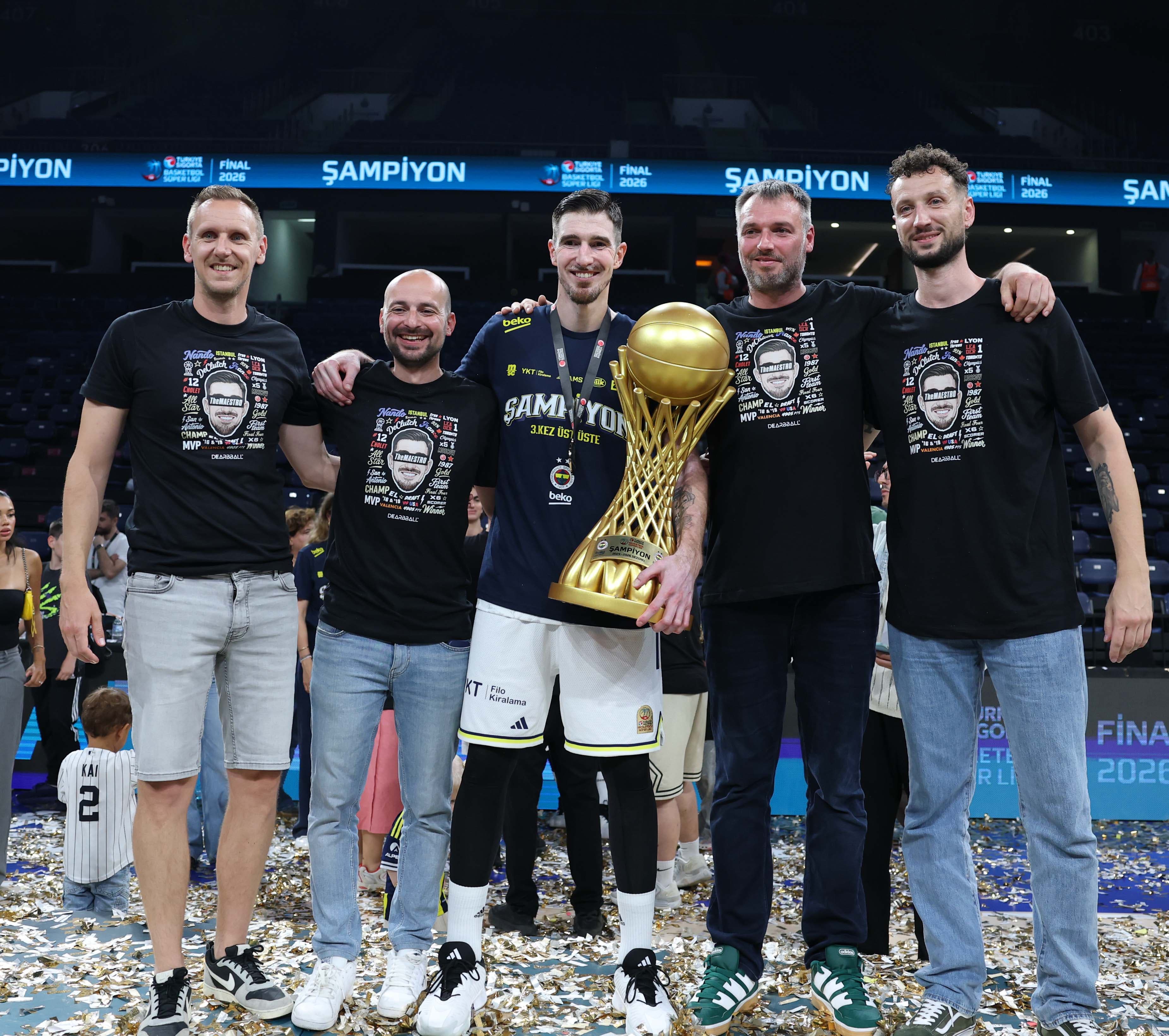 Fenerbahçe Beko üst üste üçüncü kez şampiyon! — 6