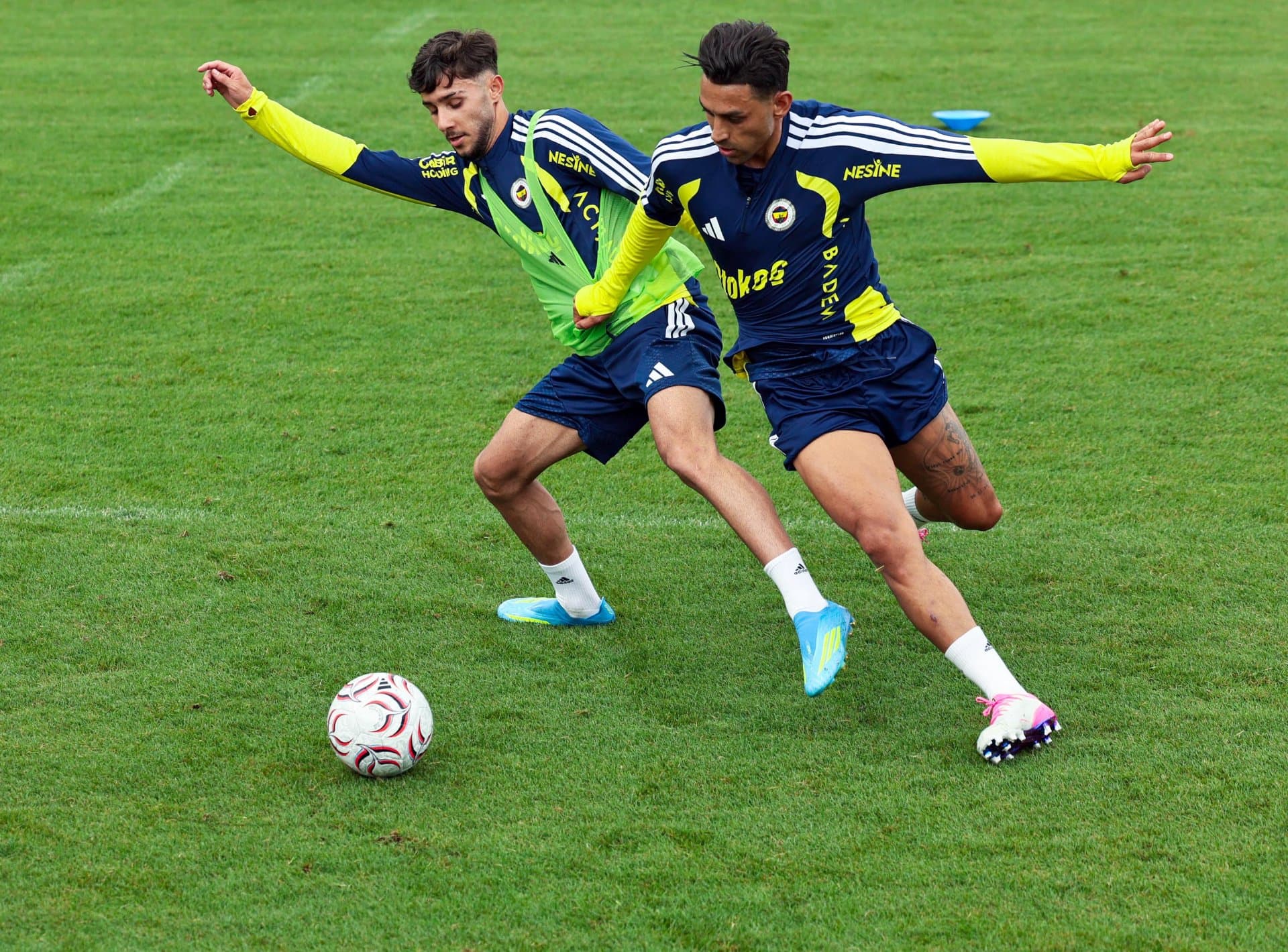 Fenerbahçemiz, Avusturya kampındaki ilk antrenmanını yaptı — 6