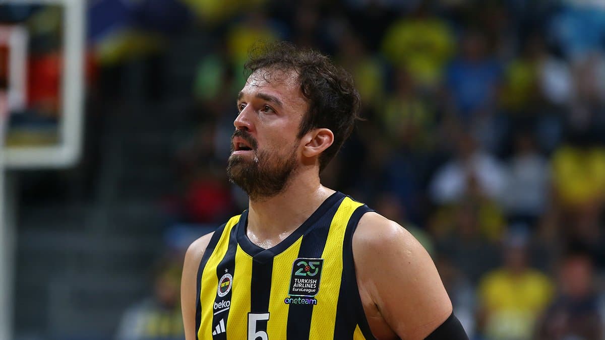 Sertaç Şanlı yeniden Fenerbahçe’de