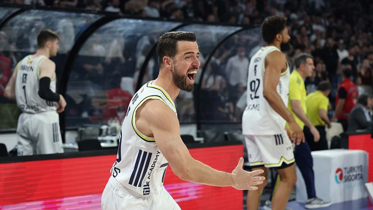 Kaptan Melih Mahmutoğlu ile 1 yıl daha!