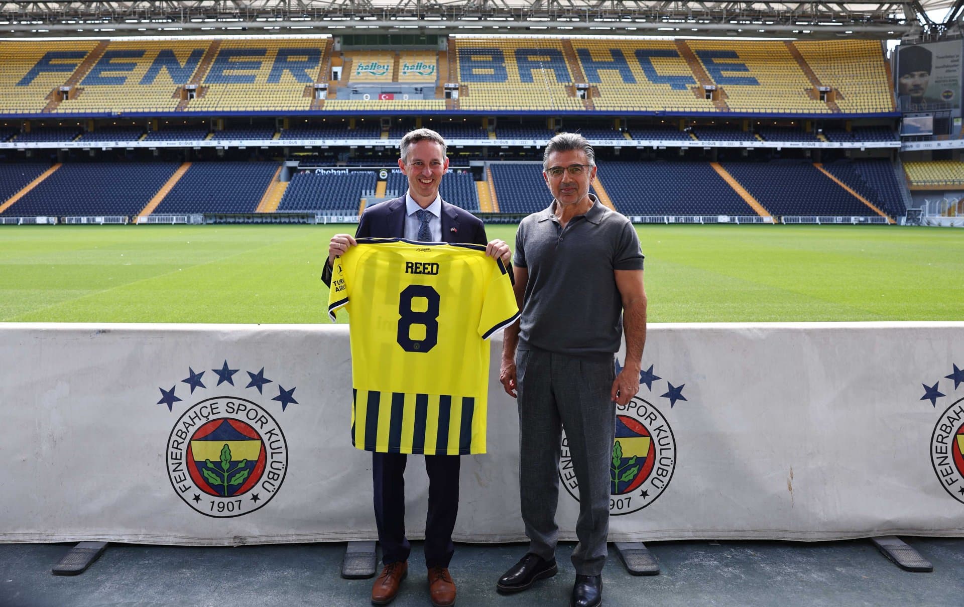 Birleşik Krallık İstanbul Başkonsolosu David Reed, Başkanımız Aziz Yıldırım’ı ziyaret etti — 5