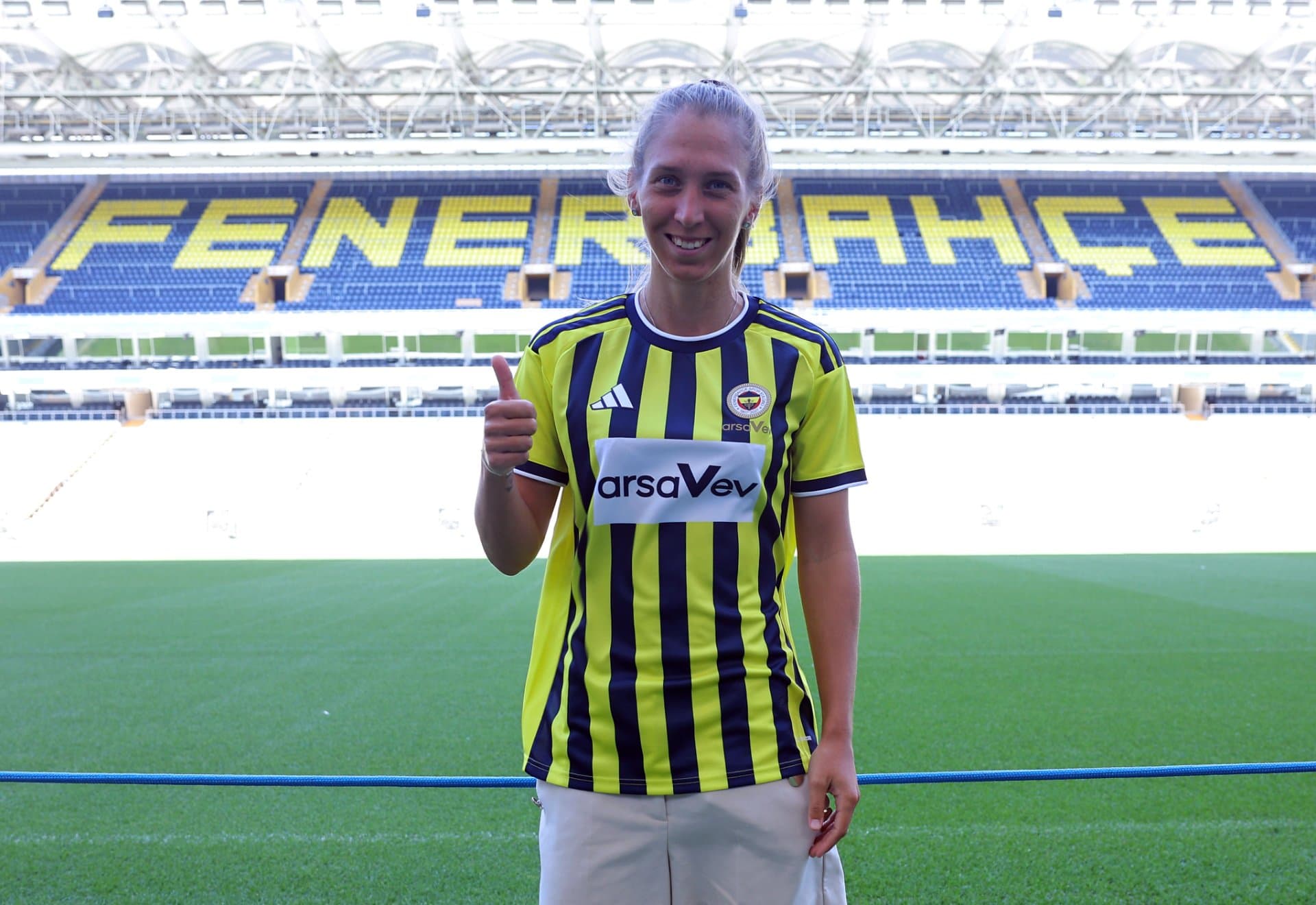 Ailemize Hoş Geldin Zsanett Bernadett Kaján — 4