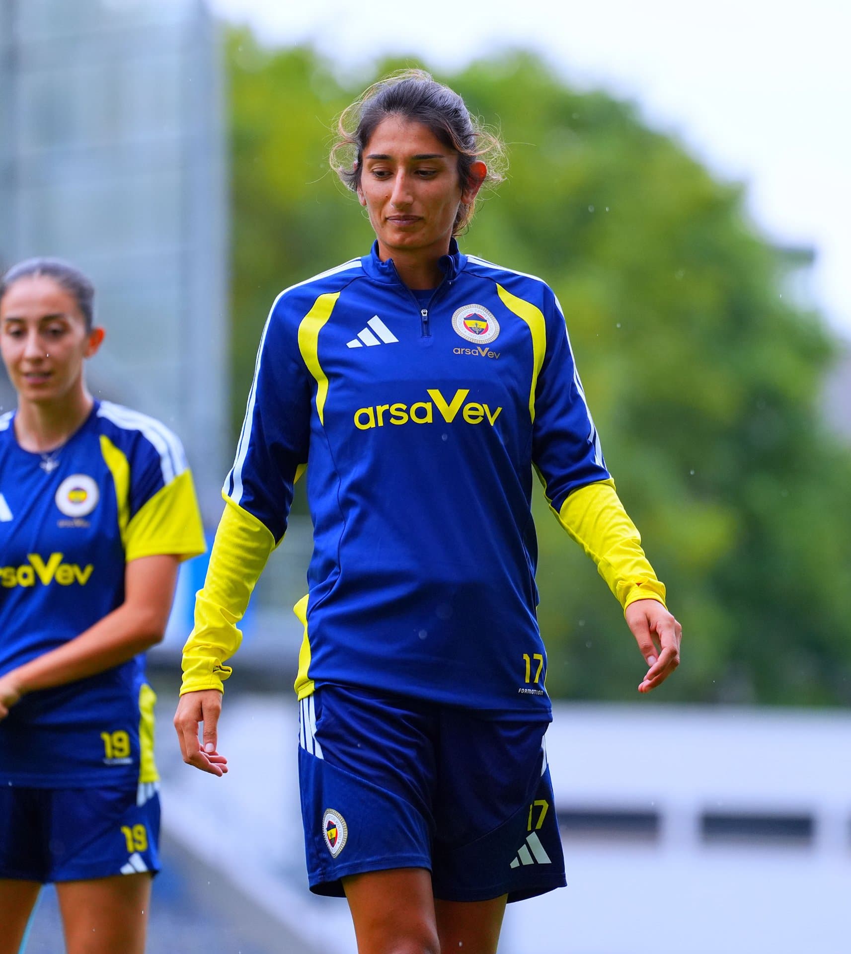 Fenerbahçe arsaVev, Metalist 1925 Kharkiv maçı hazırlıklarını tamamladı — 2