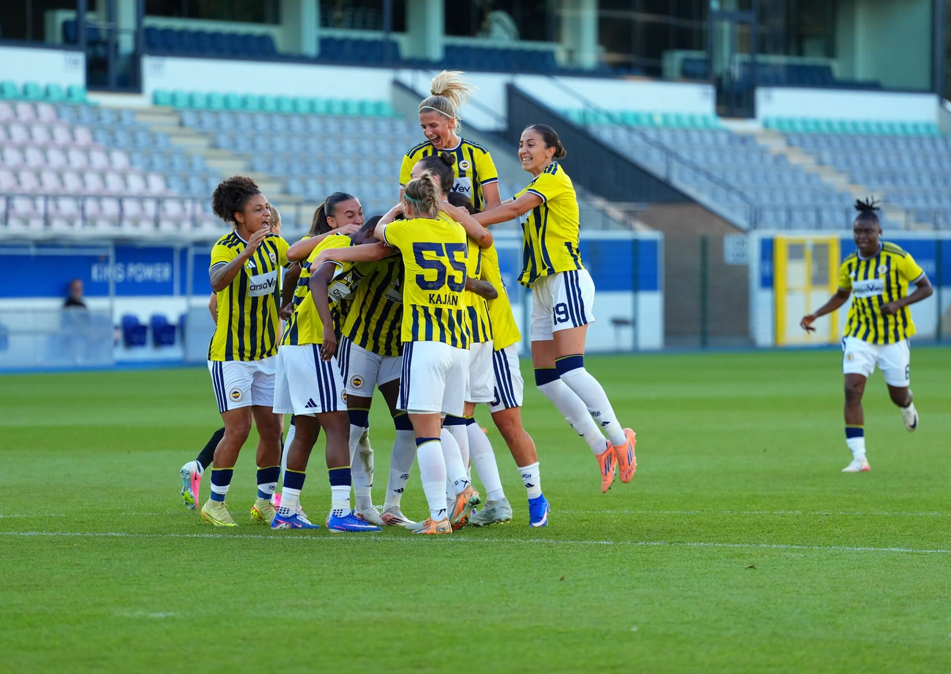 Fenerbahçe arsaVev, Avrupa yolculuğunu UEFA Kadınlar Avrupa Kupası 2. eleme turunda sürdürecek — 5