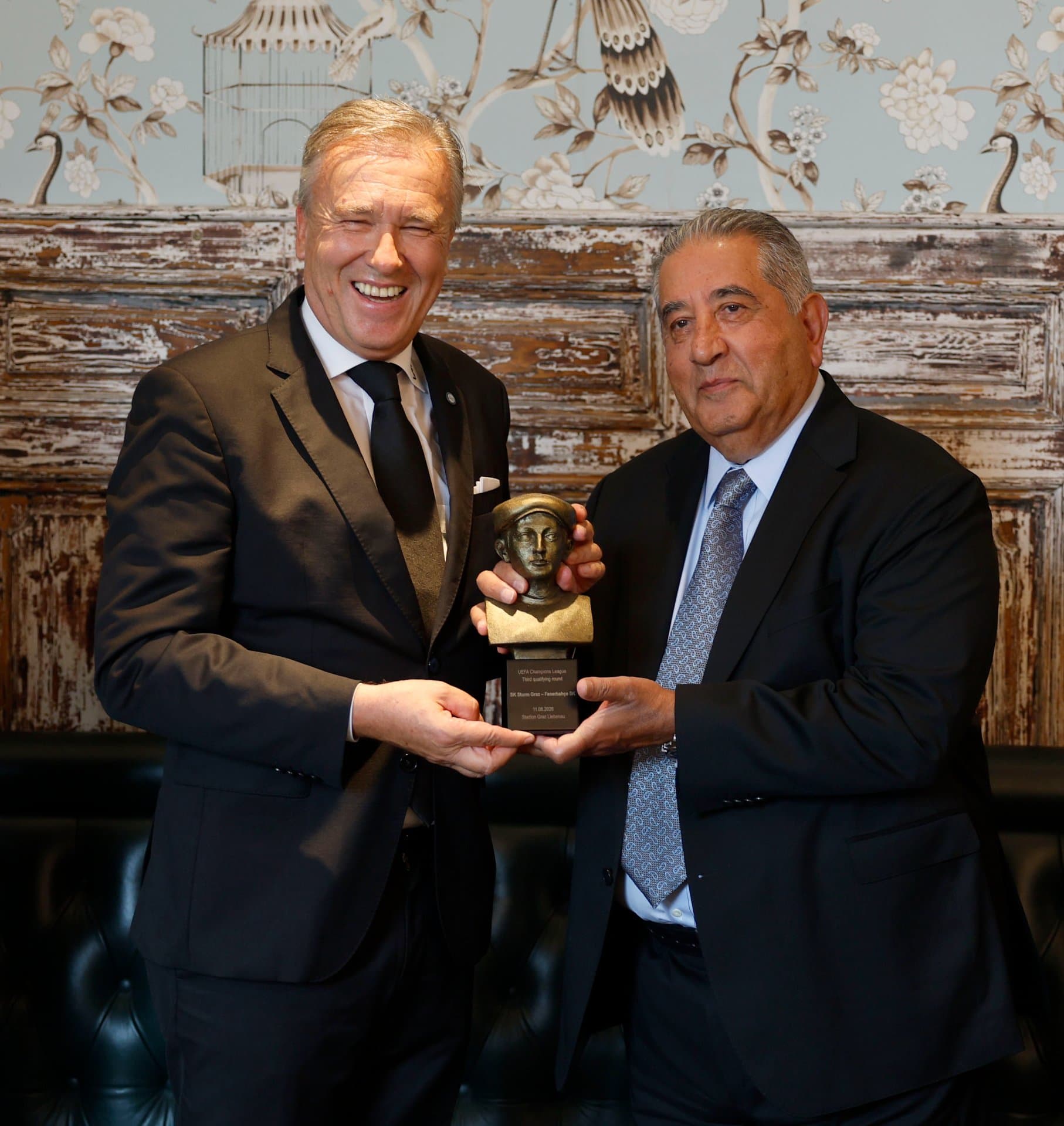 Sturm Graz, Yöneticilerimizi yemekte ağırladı — 3