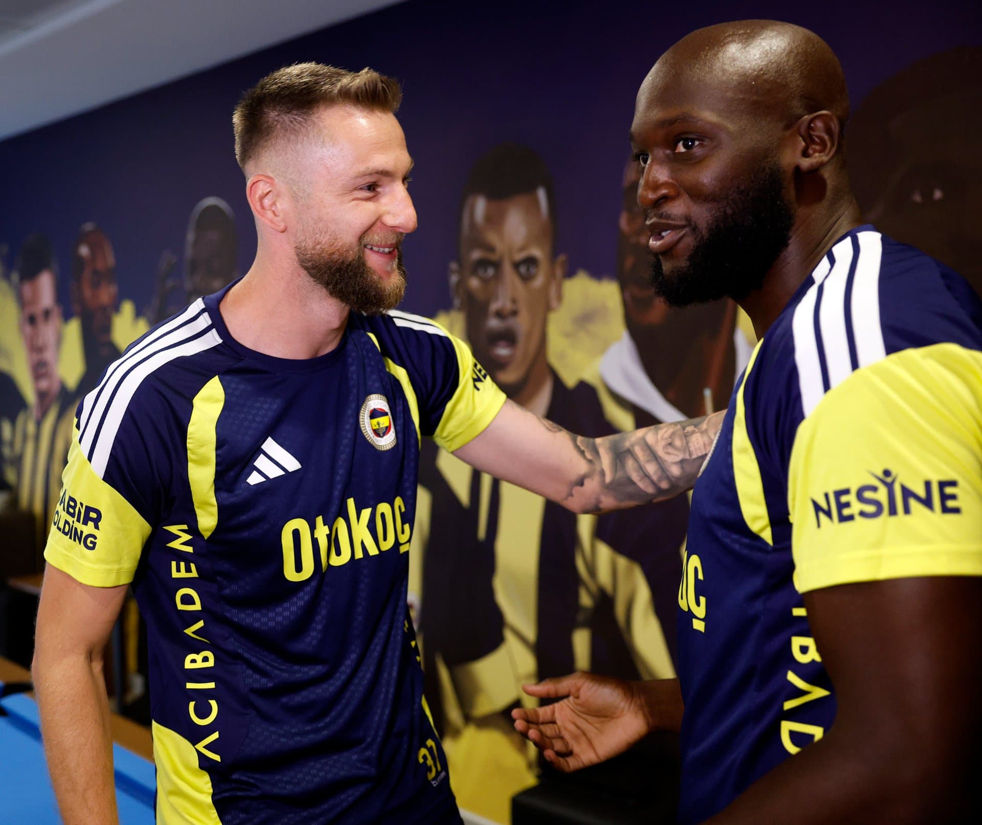 Yeni transferimiz Romelu Lukaku, Fenerbahçe Can Bartu Tesislerimizi gezdi — 4
