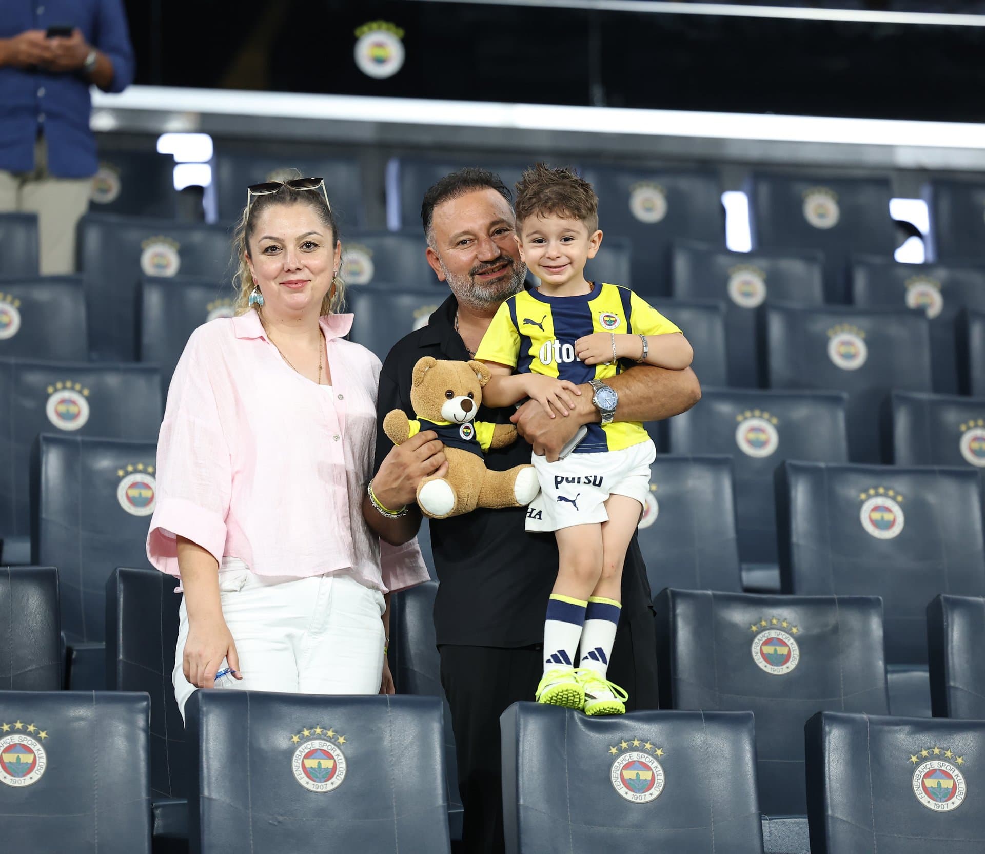 Minik taraftarımız Göktuğ, Başkanımız ve Yöneticilerimizle buluştu — 4