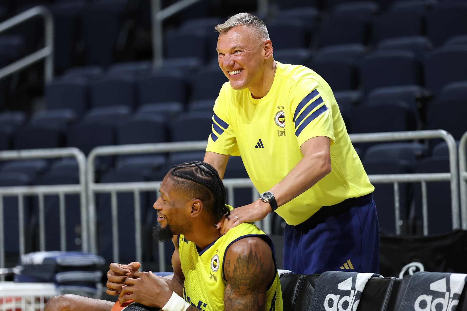 Fenerbahçe Tarfin, yeni sezonun ilk antrenmanını yaptı — 2