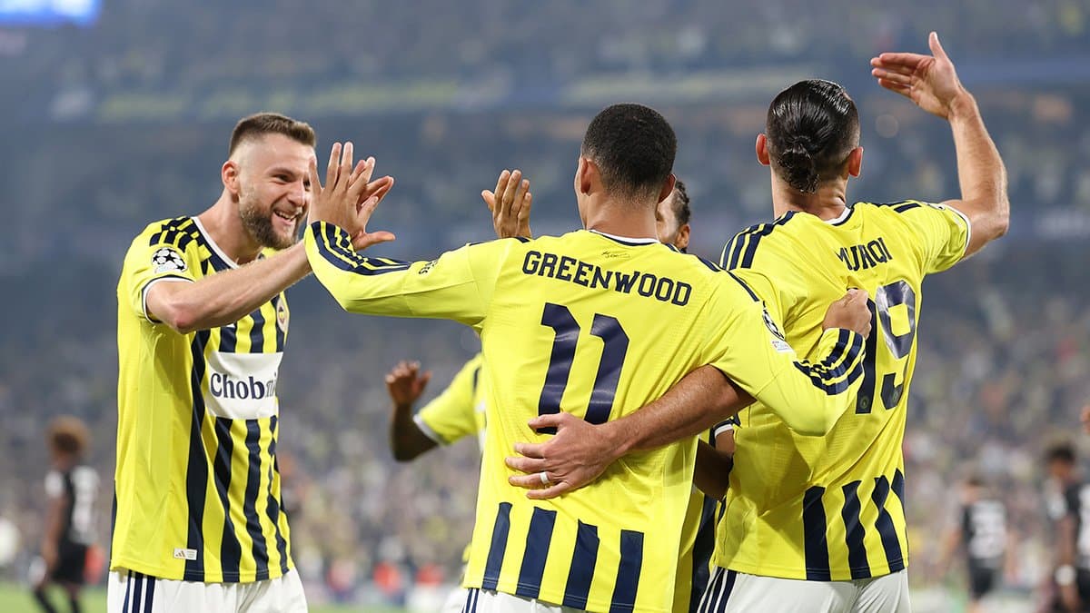 Fenerbahçemiz, Devler Ligi bileti için sahada
