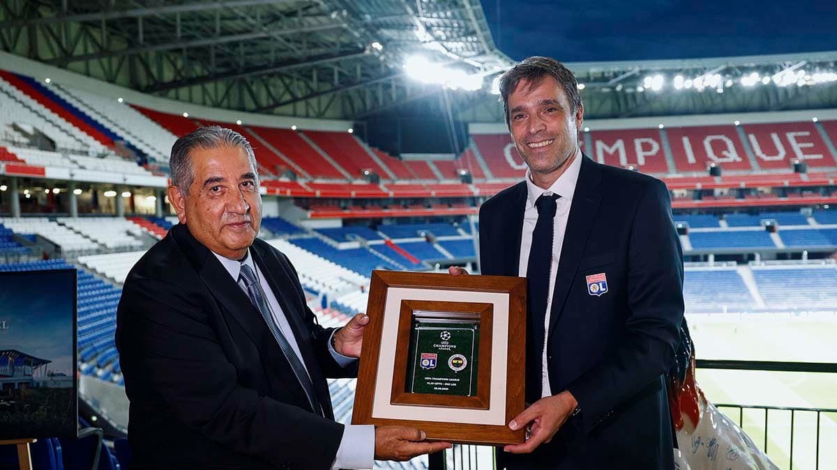 O. Lyon kulübü yöneticilerimizi yemekte ağırladı