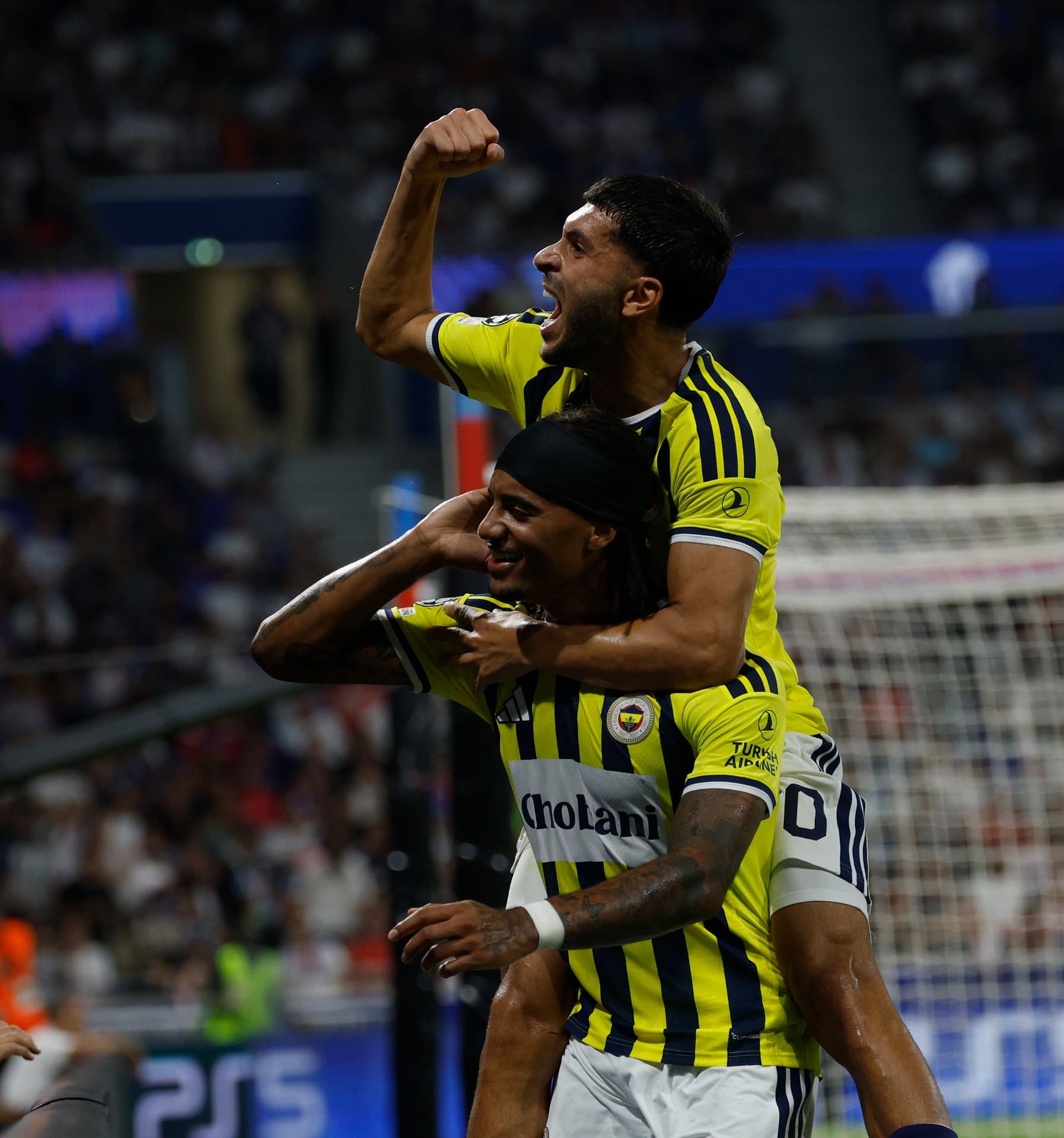 LYON’DA TARİHİ GECE: FENERBAHÇEMİZ DEVLER LİGİ’NDE — 5