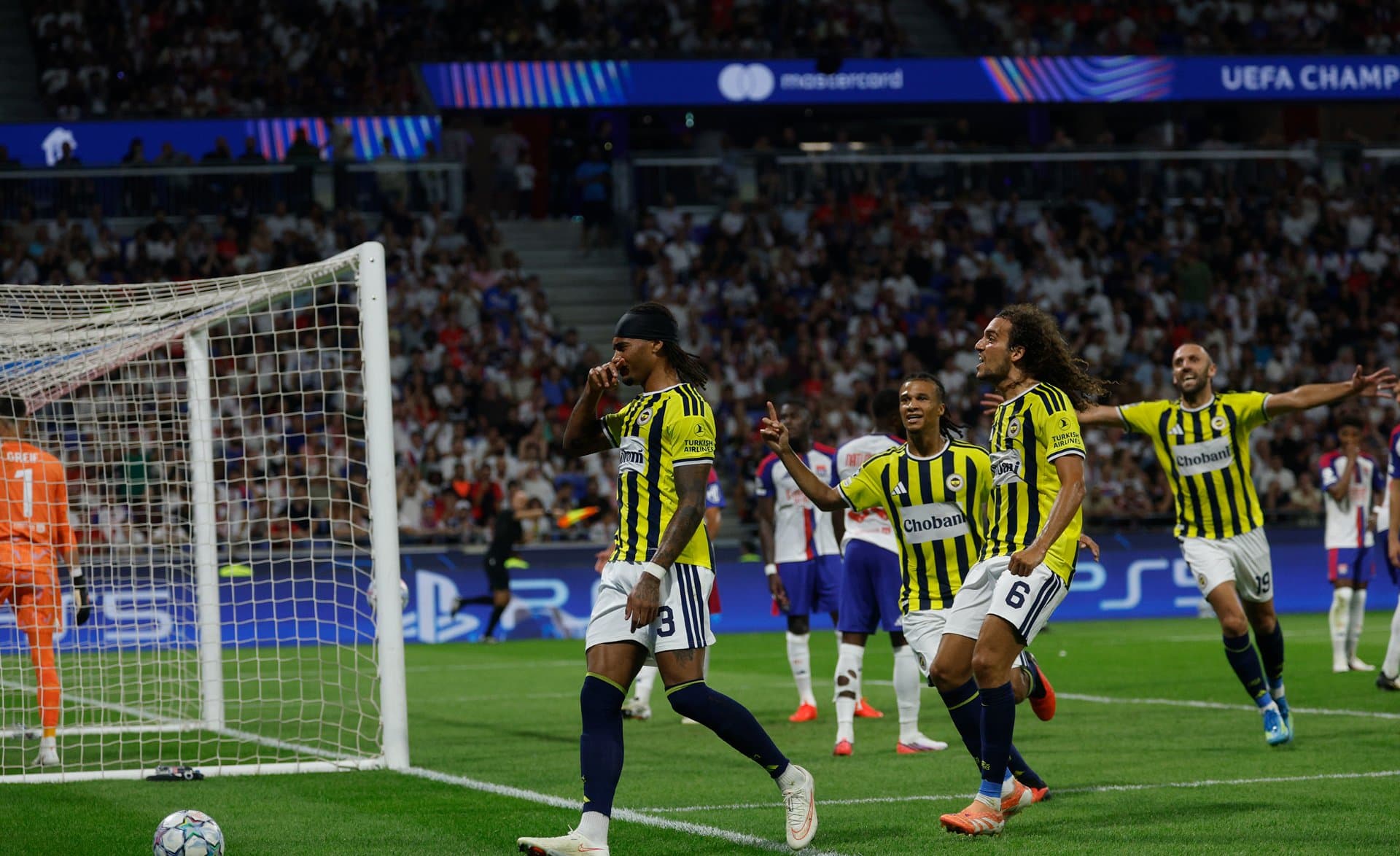 LYON’DA TARİHİ GECE: FENERBAHÇEMİZ DEVLER LİGİ’NDE — 8