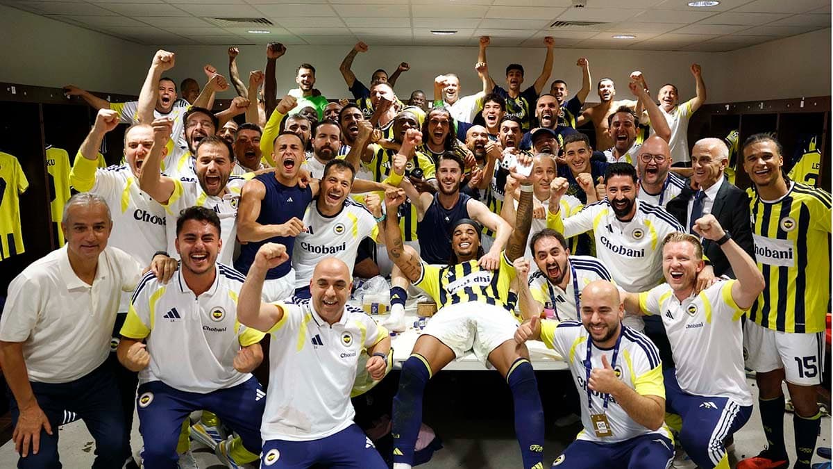 LYON’DA TARİHİ GECE: FENERBAHÇEMİZ DEVLER LİGİ’NDE