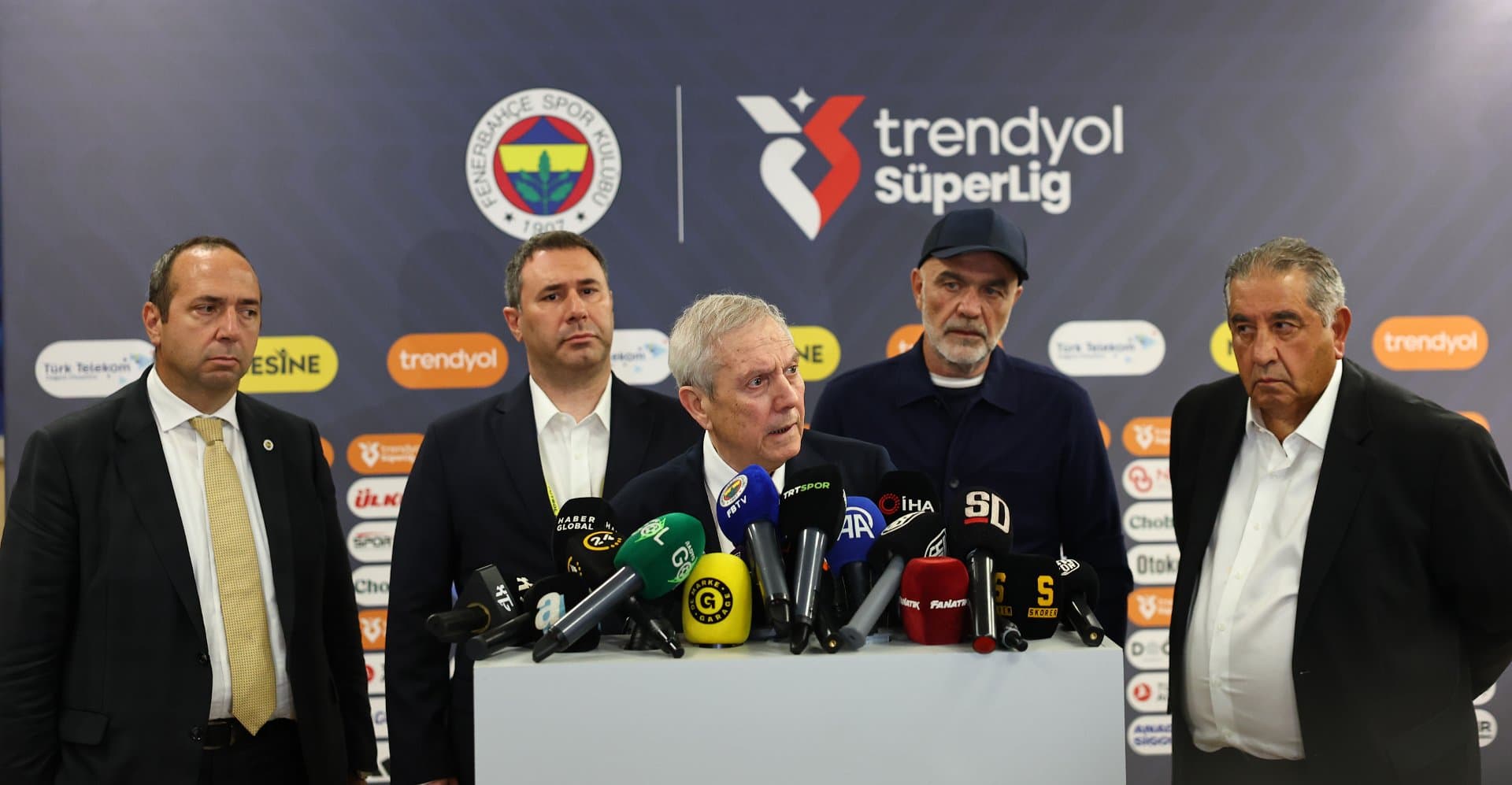 Başkanımız Aziz Yıldırım’dan hakem kararlarına tepki — 1