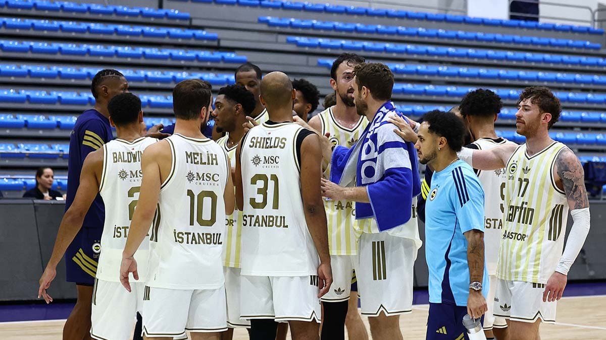 Fenerbahçe Tarfin 102-66 Balkan Botevgrad