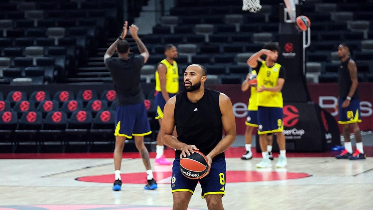 Fenerbahçe Tarfin, Olympiacos maçı hazırlıklarını tamamladı