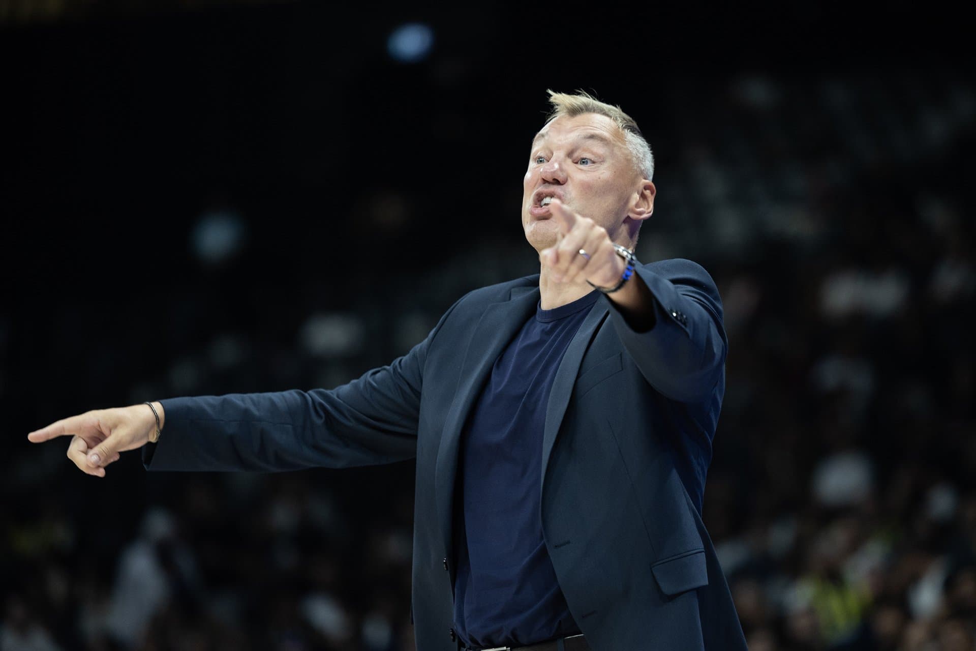 Fenerbahçe Tarfin 85-77 Dubai Basketball — 8