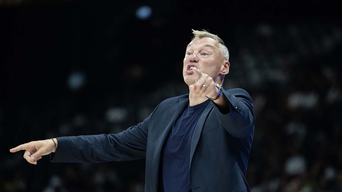 Başantrenörümüz Sarunas Jasikevicius ve oyuncularımız, Dubai Basketball galibiyetini değerlendirdi