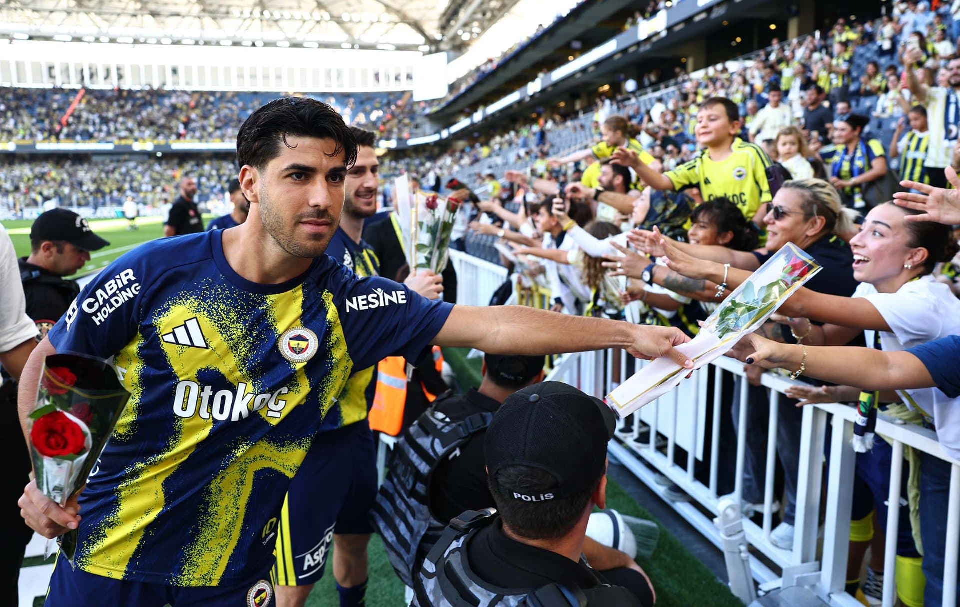 Dünya Fenerbahçeli Kadınlar Günü tribünlerde coşkuyla kutlandı — 10