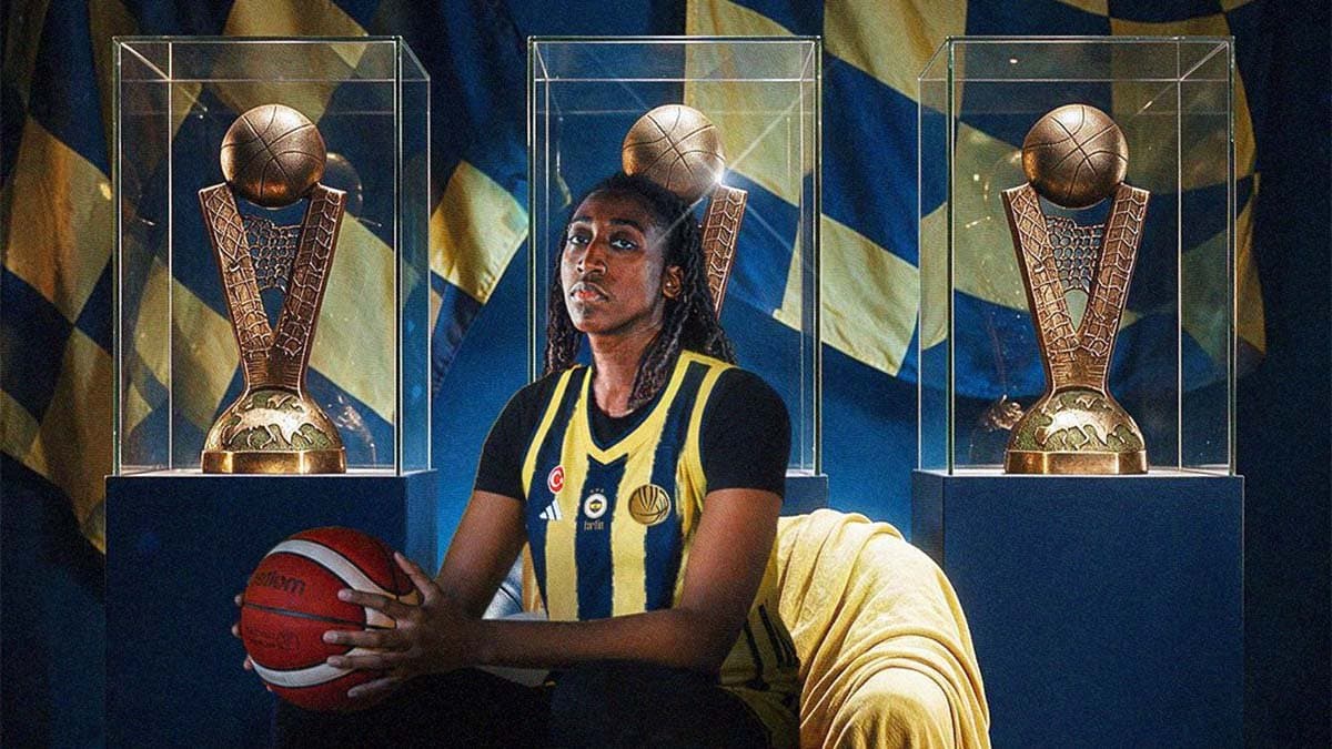 Kuanitra Holingsvorth yeniden Fenerbahçe Tarfin'de