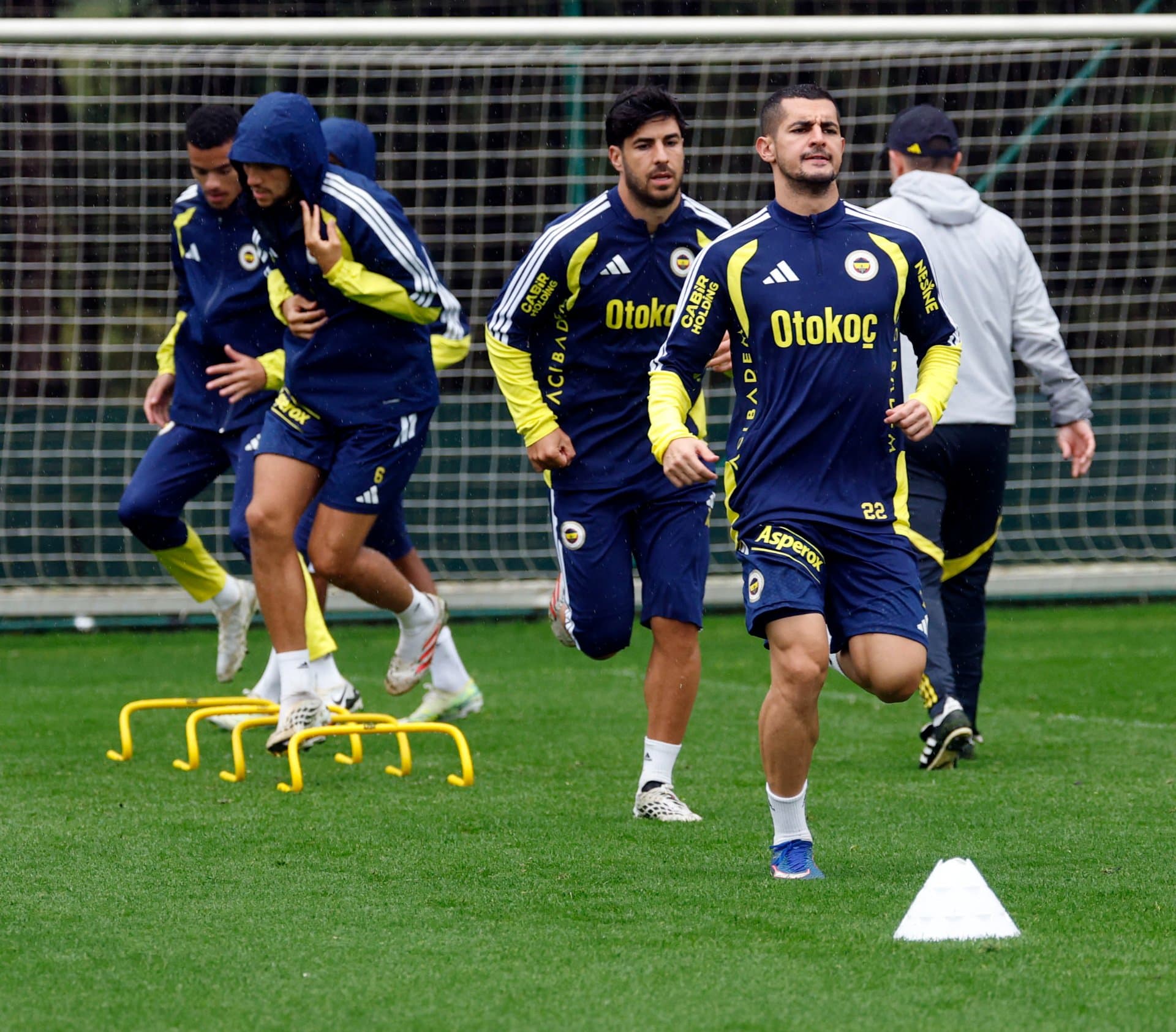 Fenerbahçemiz günü çift antrenmanla tamamladı — 6