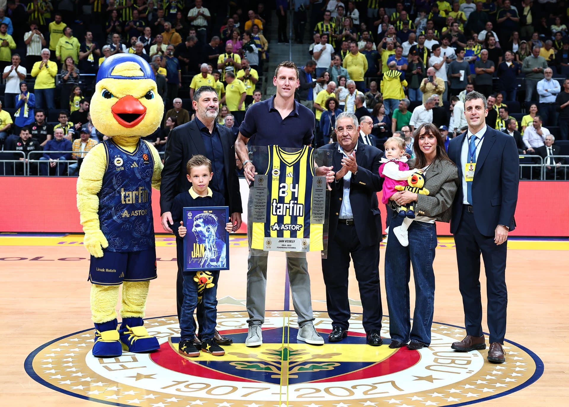 Sarı Mirasımızın en özel isimlerinden Jan Vesely, taraftarımızla buluştu — 1