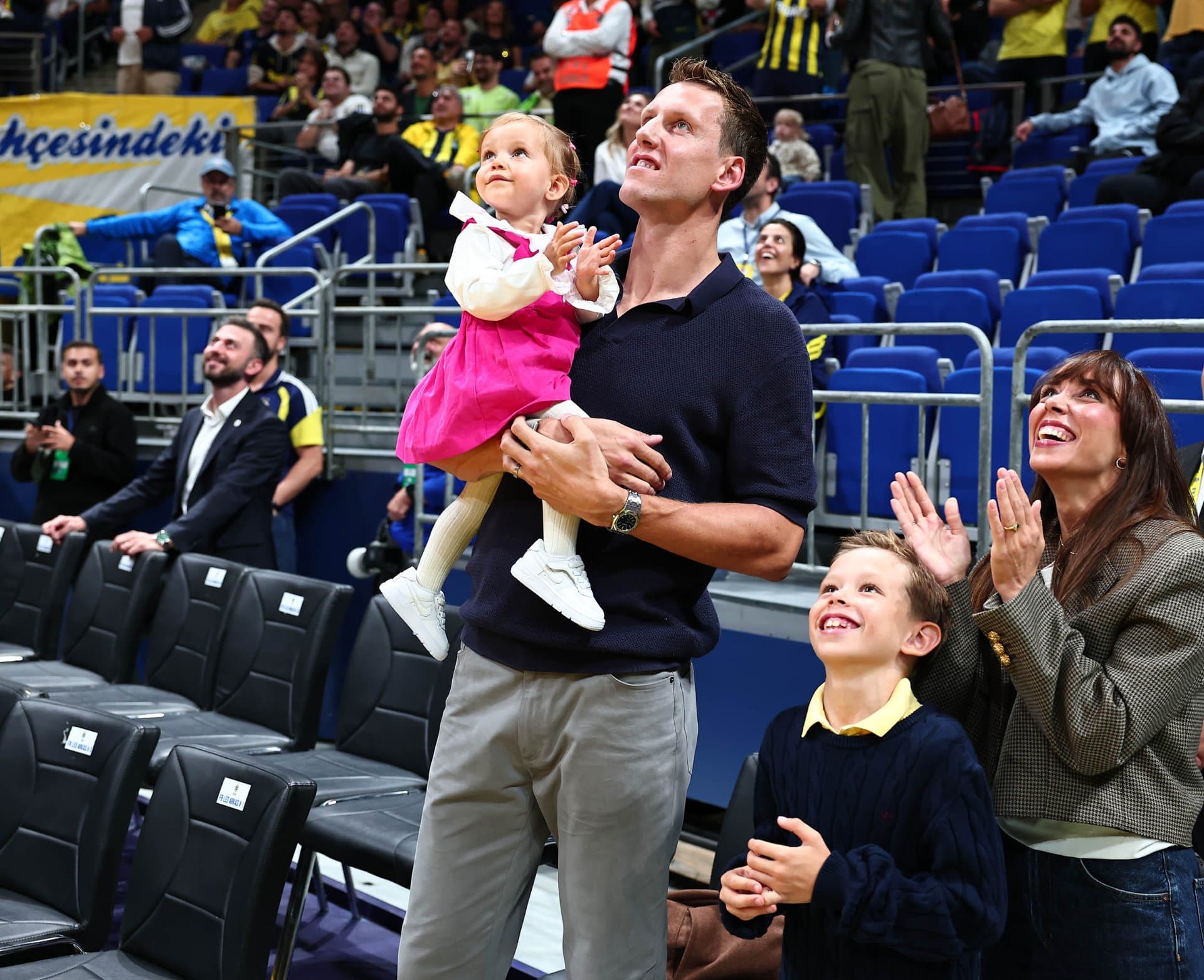 Sarı Mirasımızın en özel isimlerinden Jan Vesely, taraftarımızla buluştu — 2
