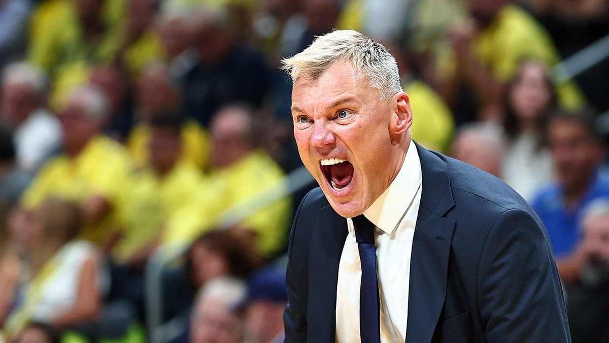 Başantrenörümüz Sarunas Jasikevicius ve oyuncumuz Shavon Shields’ın maç önü görüşleri