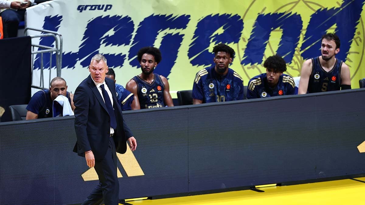 Başantrenörümüz Sarunas Jasikevicius, Dubai Basketball maçı sonrası konuştu