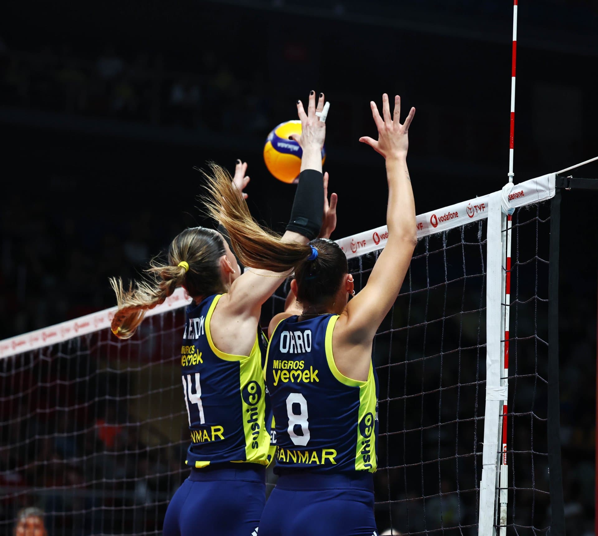 Fenerbahçe Medicana, sezona galibiyetle başladı — 3