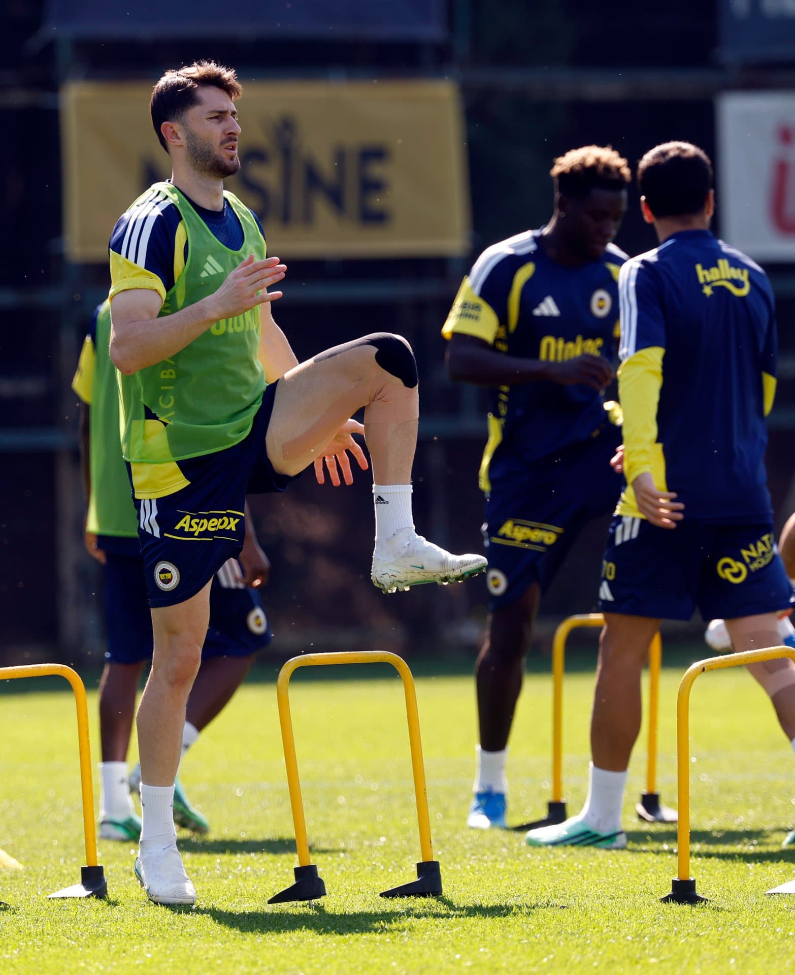 Aston Villa maçı hazırlıkları başladı — 6