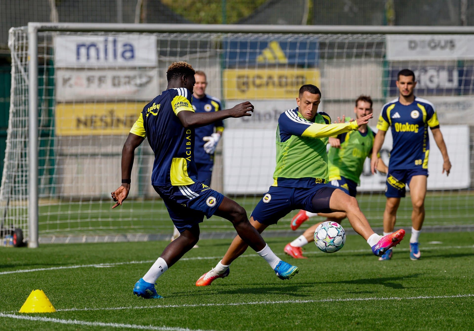 Aston Villa maçı hazırlıkları sürüyor — 5