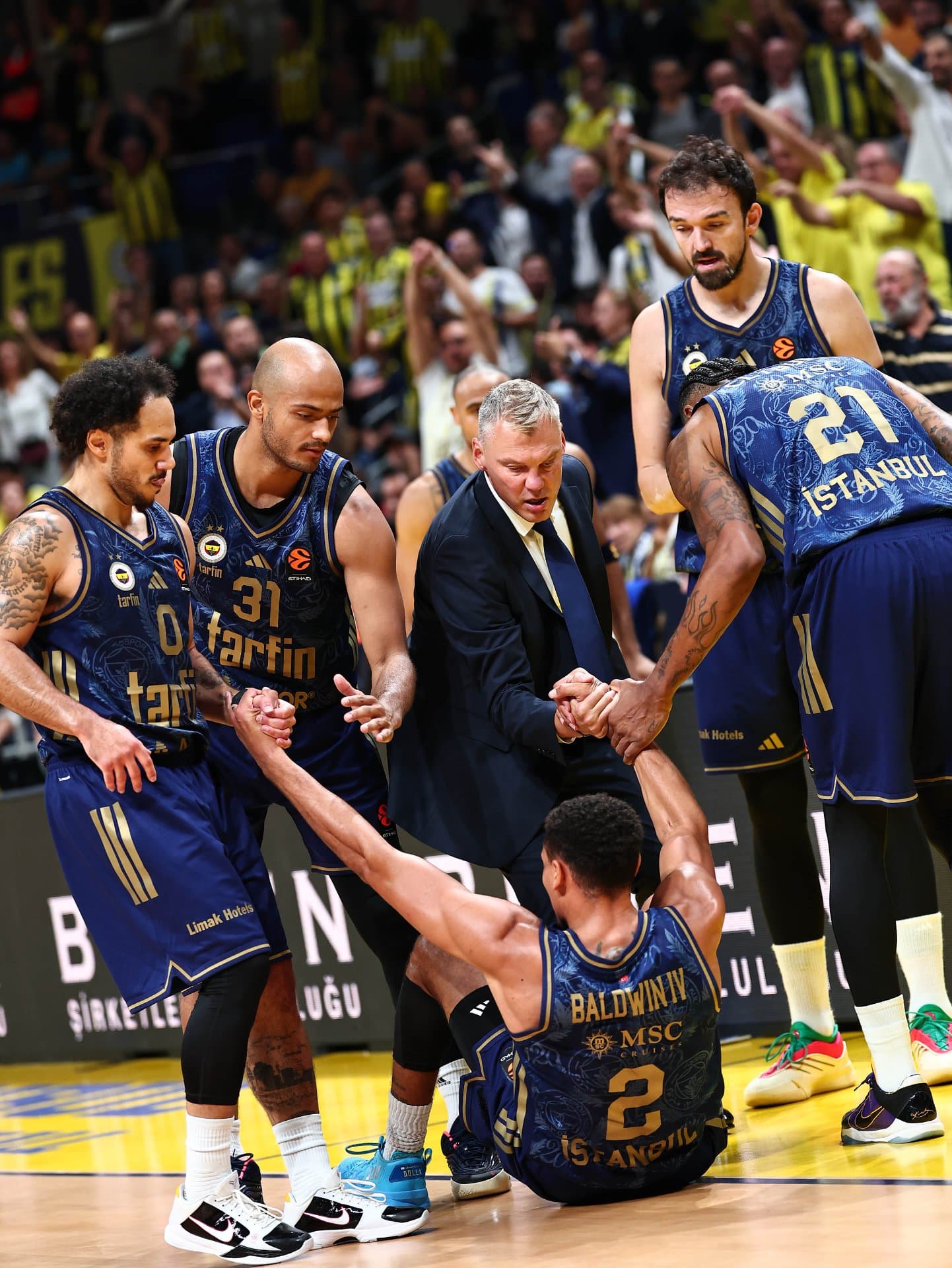 Fenerbahçe Tarfin 99-80 Zalgiris Kaunas — 2