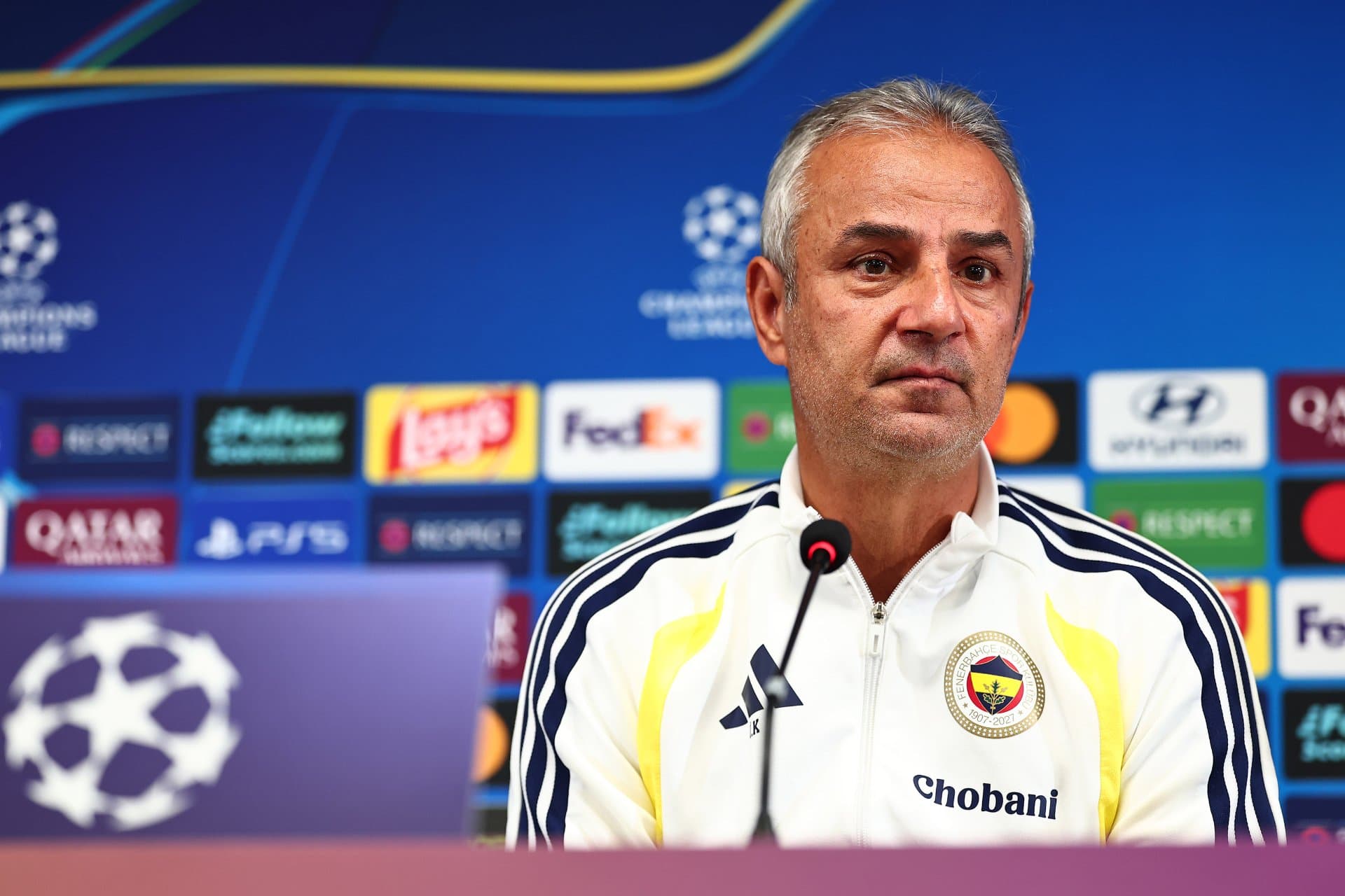 Teknik Direktörümüz İsmail Kartal ve Nathan Ake’den Slavia Prag maçı öncesi açıklamalar — 1