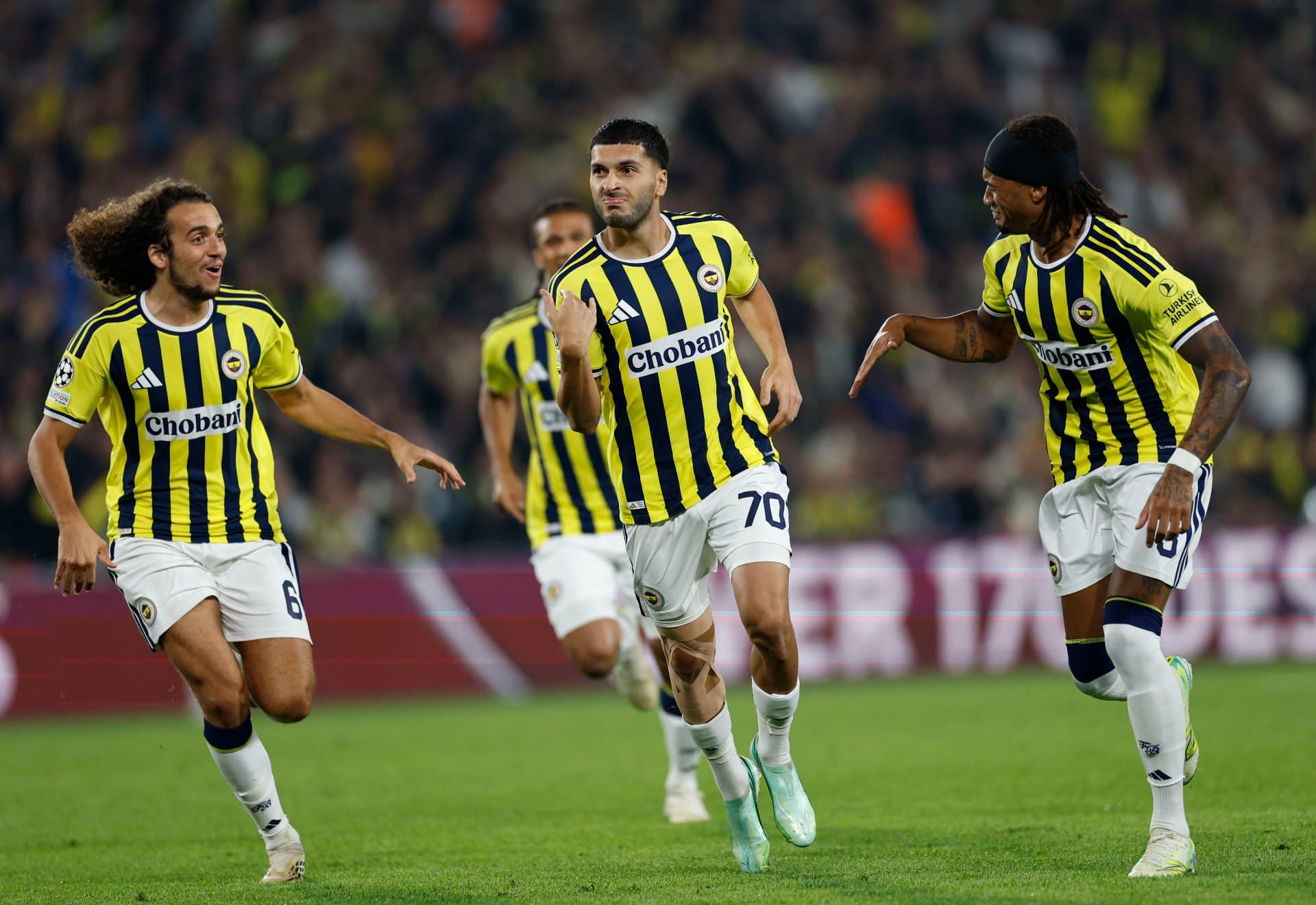 Fenerbahçe 2-2 Slavia Prag — 1