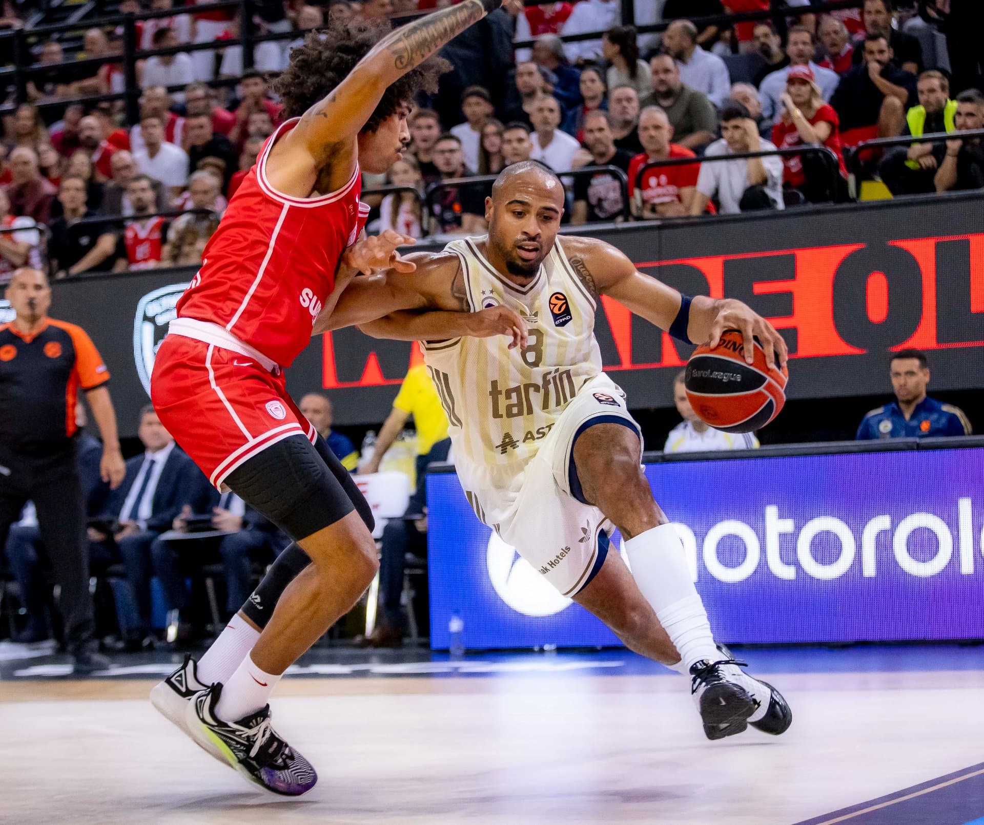 Olympiacos 61–64 Fenerbahçe Tarfin — 6