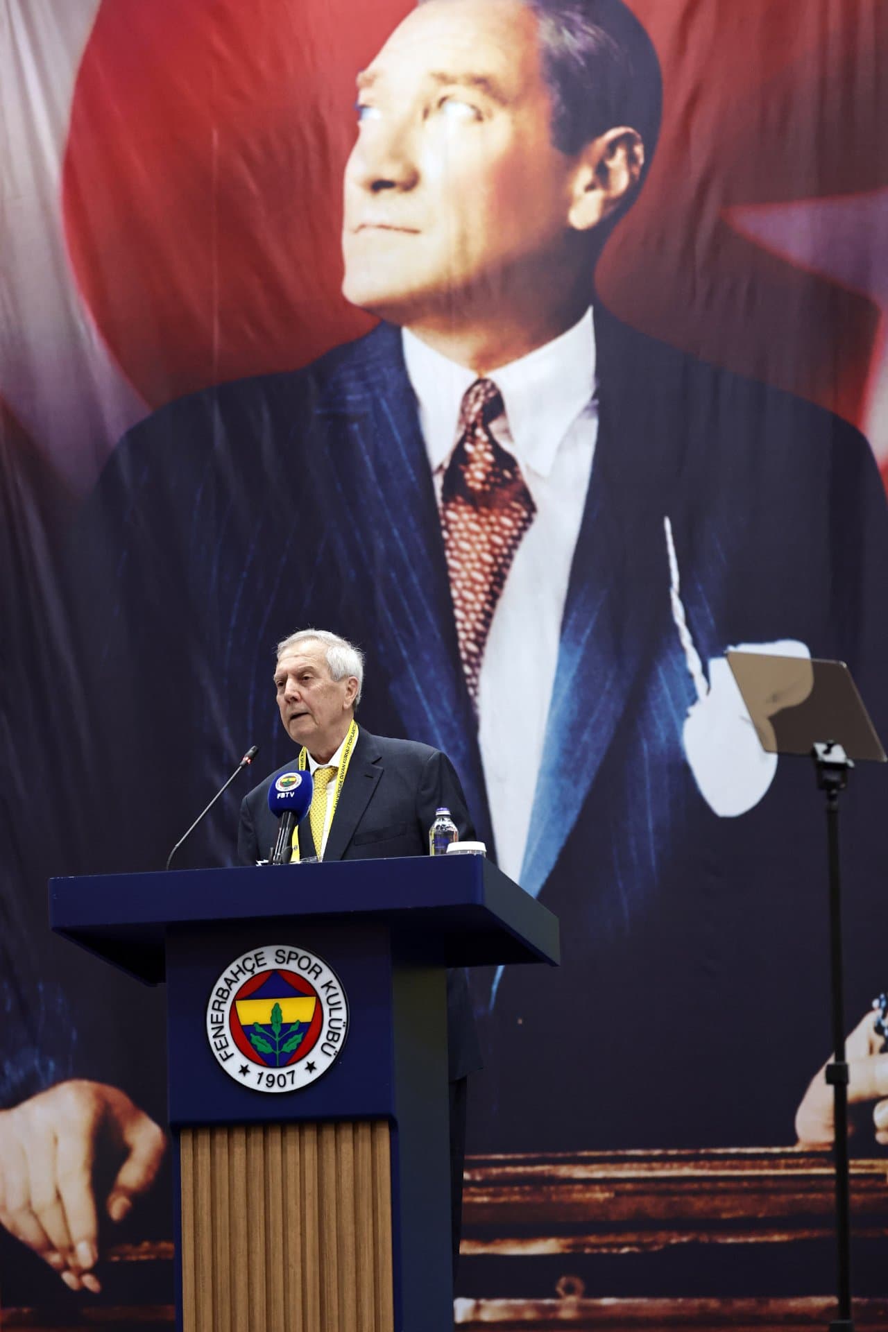 Başkanımız Aziz Yıldırım: Kulübe sahip çıkın. İnanın, biz şampiyon olacağız — 3