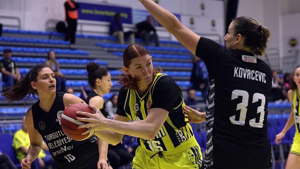 Fenerbahçe Tarfin 84-57 Turgutlu Belediyespor